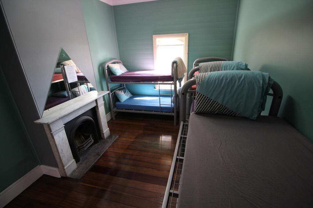 Port Macquarie Backpackers Pansiyon Dış mekan fotoğraf